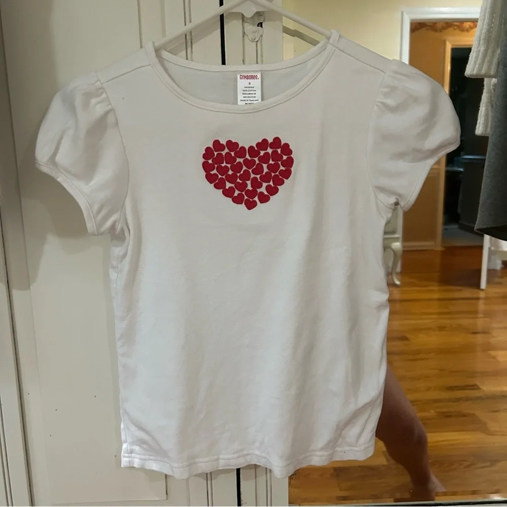 Gymboree White girls size 8 T-Shirt with Red Heart Design embroidered LIKE NEW